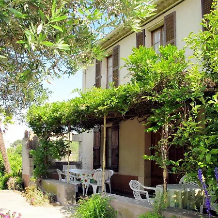 度假居 Ferienhaus Giens 115s 耶尔